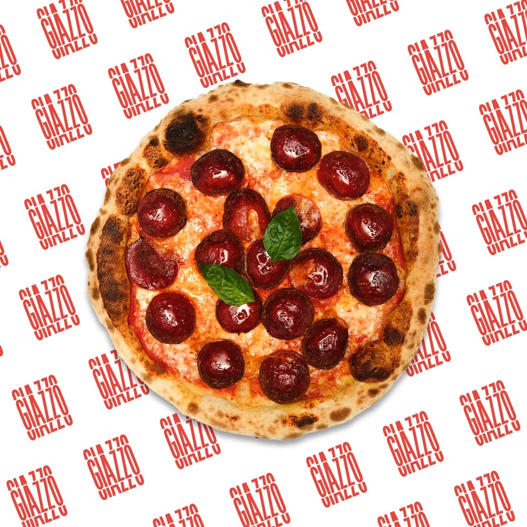 Pizza Salame-Piccante bei Giazzo